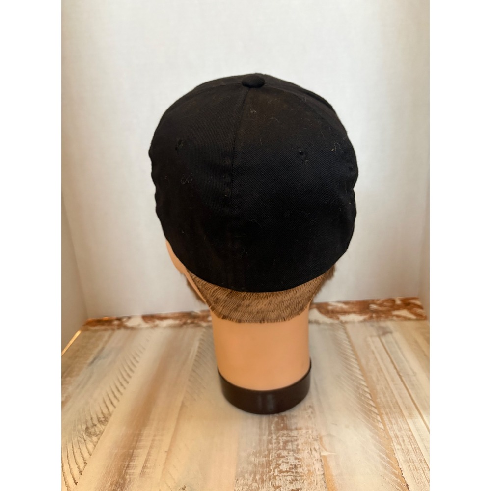 Lot of 2 Corvette C5 Logo Flexfit Hats Black Red Embroidered Baseball Caps Mens - Picture 8 of 10